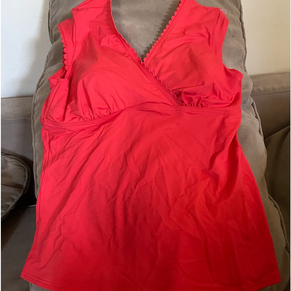 Lands’ End women’s Tankini Top size 12 New with/out tags , Red